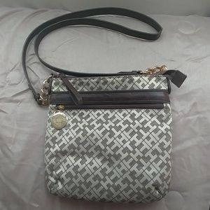Tommy Hilfiger Crossbody bag